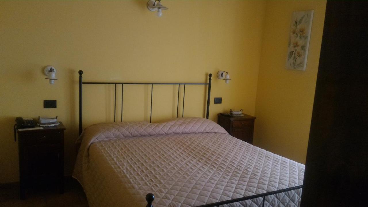 Agriturismo La Dimora Del Contadino Mondovì Екстериор снимка